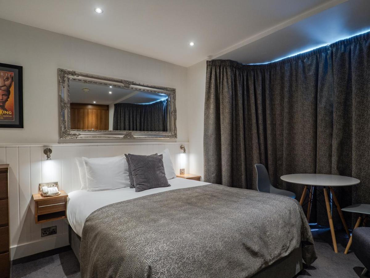 אילפרקומב Carlton Hotel מראה חיצוני תמונה